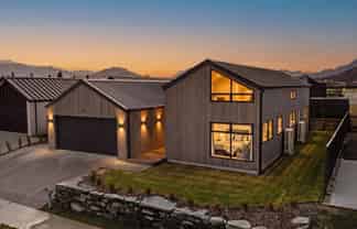 10 Mason Street, Wanaka