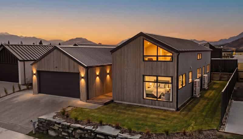 10 Mason Street, Wanaka