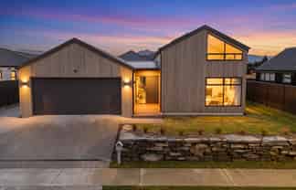 10 Mason Street, Wanaka