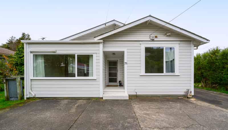 71 Clifford Road, Johnsonville