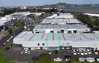 CBRE | Pure Warehouse Minutes from SH20