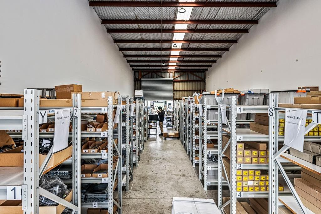 CBRE | Pure Warehouse Minutes from SH20 – pohled 3