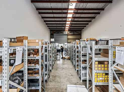 CBRE | Pure Warehouse Minutes from SH20