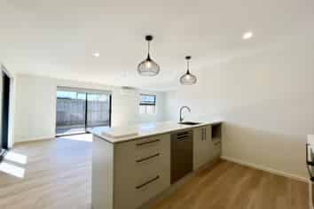 7 Scots Drive, Rolleston