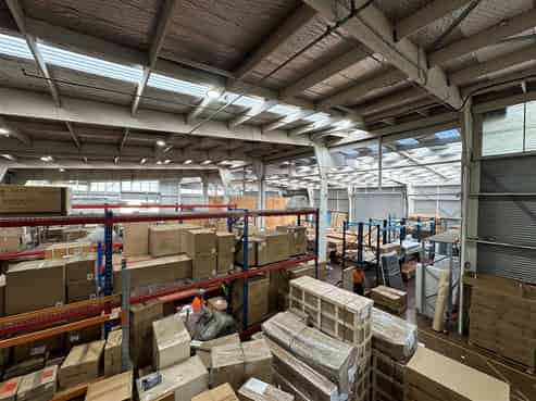 High-Profile Neilson St Warehouse & Yard Combination