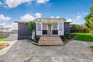 35 VICTORIA AVENUE, Waiuku