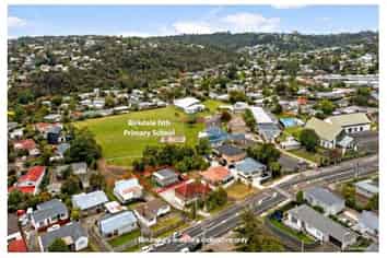 219A Birkdale Road, Birkdale