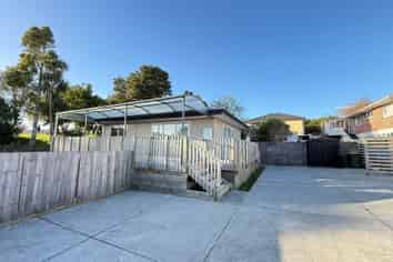 219A Birkdale Road, Birkdale