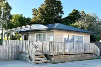 219A Birkdale Road, Birkdale