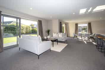 14  Genoa Avenue, Rolleston