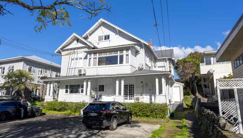 4&6 Edgerley Avenue, Epsom