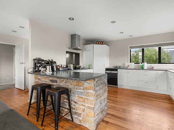 24 Inlet Views, Bethlehem