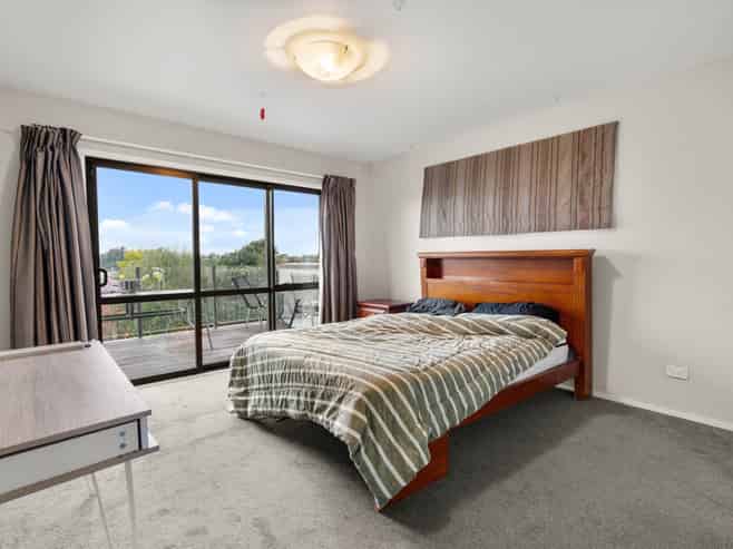 24 Inlet Views, Bethlehem