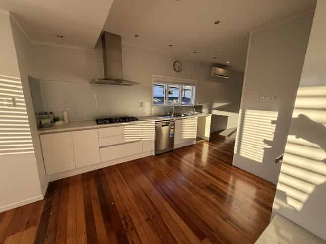 135 Market Road, Epsom