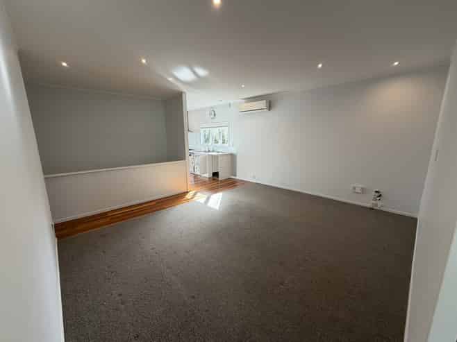 135 Market Road, Epsom