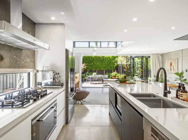 81 Queen Street, Northcote Point