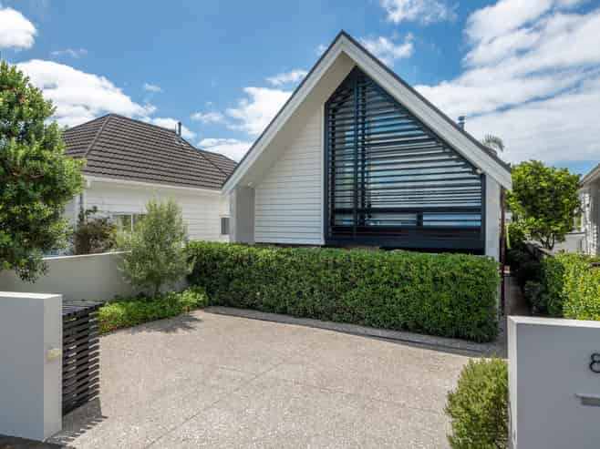 81 Queen Street, Northcote Point