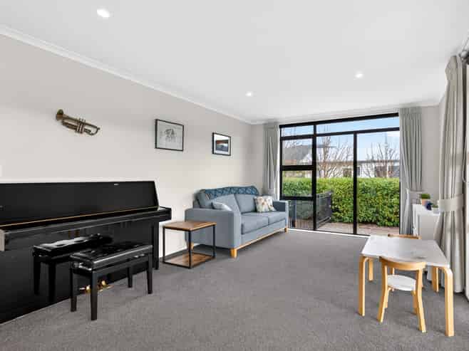 1 Mckerrow Place, Featherston
