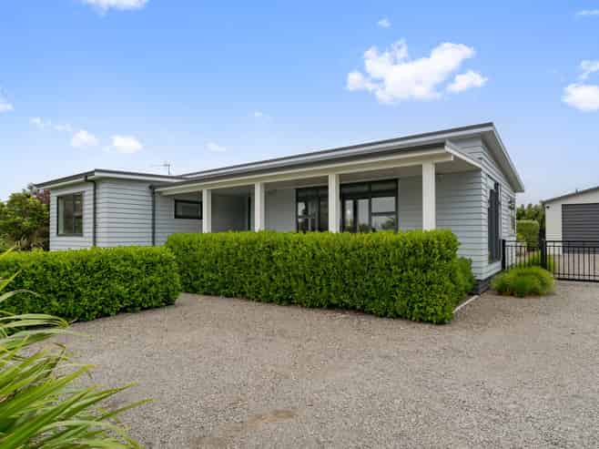 1 Mckerrow Place, Featherston