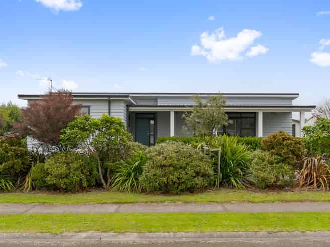 1 Mckerrow Place, Featherston
