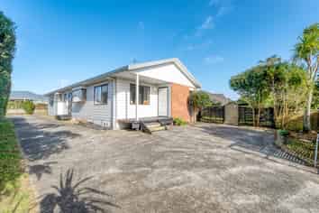 62 West Fairway, Golflands