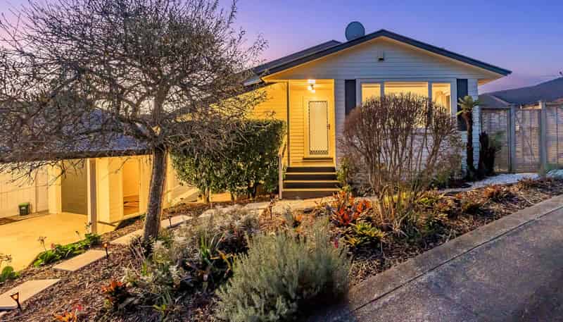 8 Lanark Place, Glen Innes