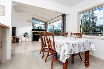 1/3 Glenvar Road, Torbay