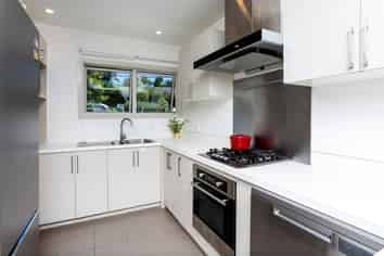 1/3 Glenvar Road, Torbay