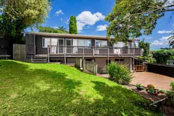 1/3 Glenvar Road, Torbay