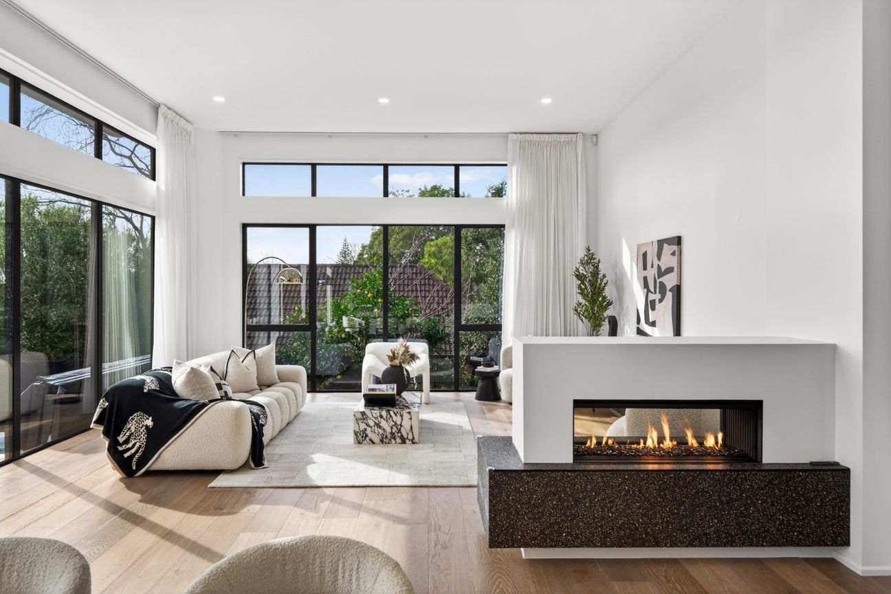 Architectural grandeur and executive luxury - Widok 4