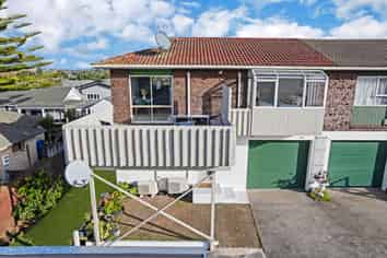 4/56 Rimu St, New Lynn