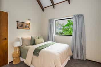 24 island View Terrace, Waikanae Beach