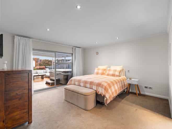20 Rosalie Terrace, KELVIN GROVE