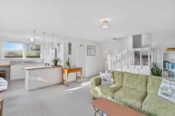 84a Glenvar Road, Torbay