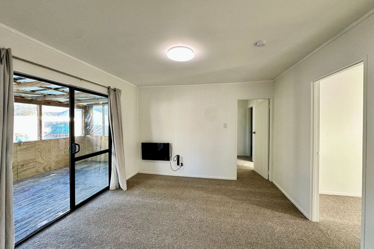 Newly Renovated 4-Bedroom Home in West Harbour - Widok 3