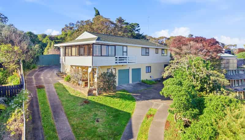 34 Treadwell Street, Springvale