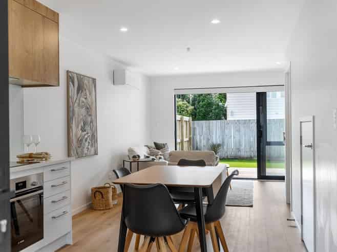4/21 Divich Avenue, Te Atatu South