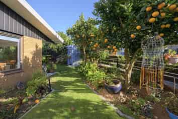 95B Levers Road, Matua