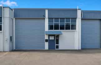 176 sqm Wairau  Industrial Unit