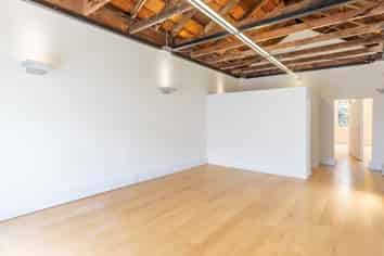 BOUTIQUE PONSONBY OFFICE
