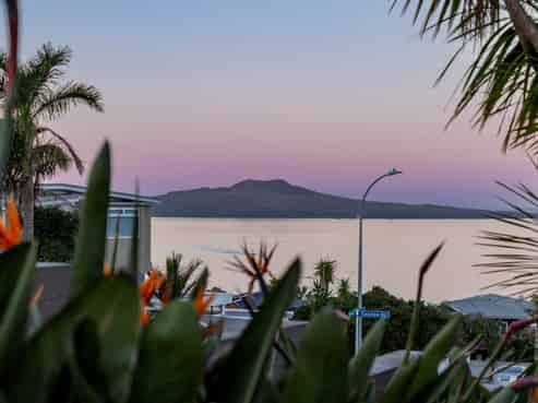 62 Seaview Road, Castor Bay
