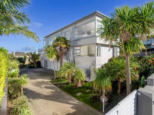 62 Seaview Road, Castor Bay