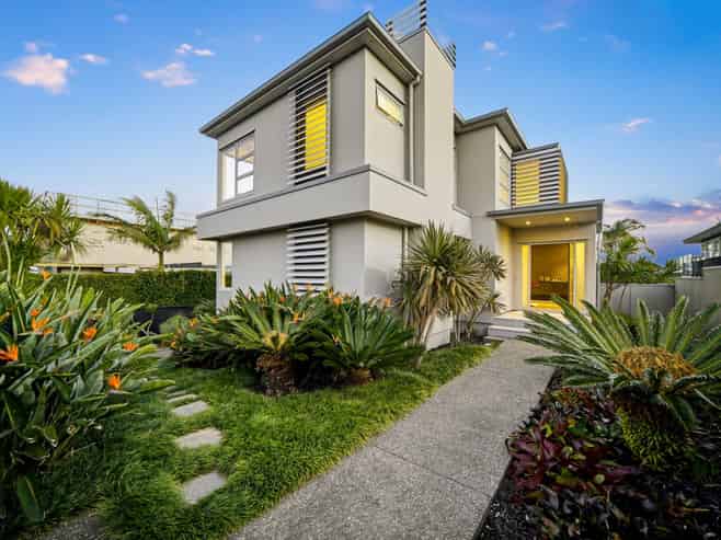62 Seaview Road, Castor Bay