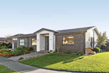 2 Colin Laloli Place, Wigram