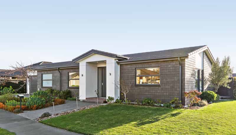 2 Colin Laloli Place, Wigram