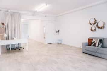 Retail or Studio Space – Move In Ready