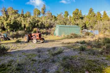 172 Clifton Road, Kaiata