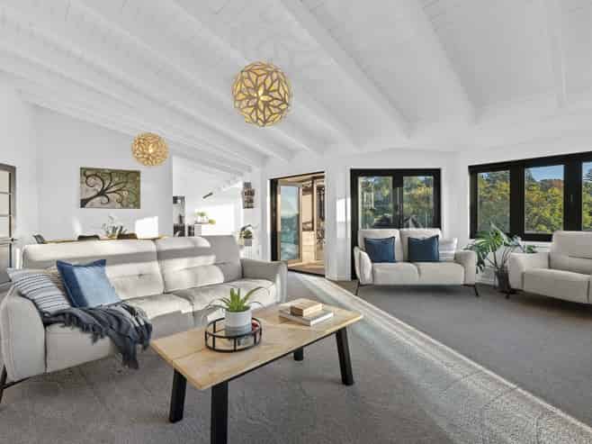 16 Ridge Lane, New Plymouth