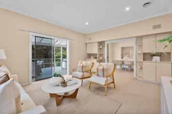 104 Frederick Street, Hillsborough