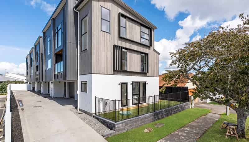 5D Truro Road, Sandringham